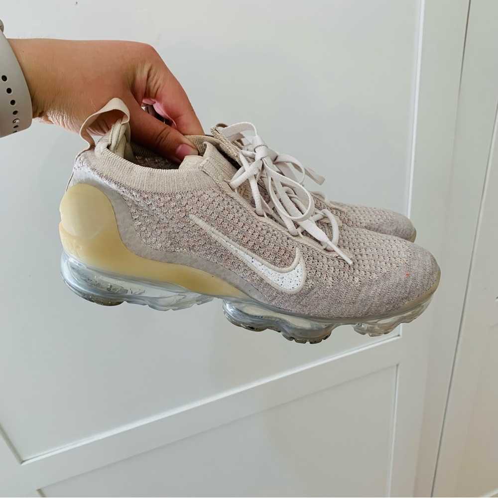Nike Air Vapormax 2021 Flyknit Oatmeal Gummy Shoes Size 7